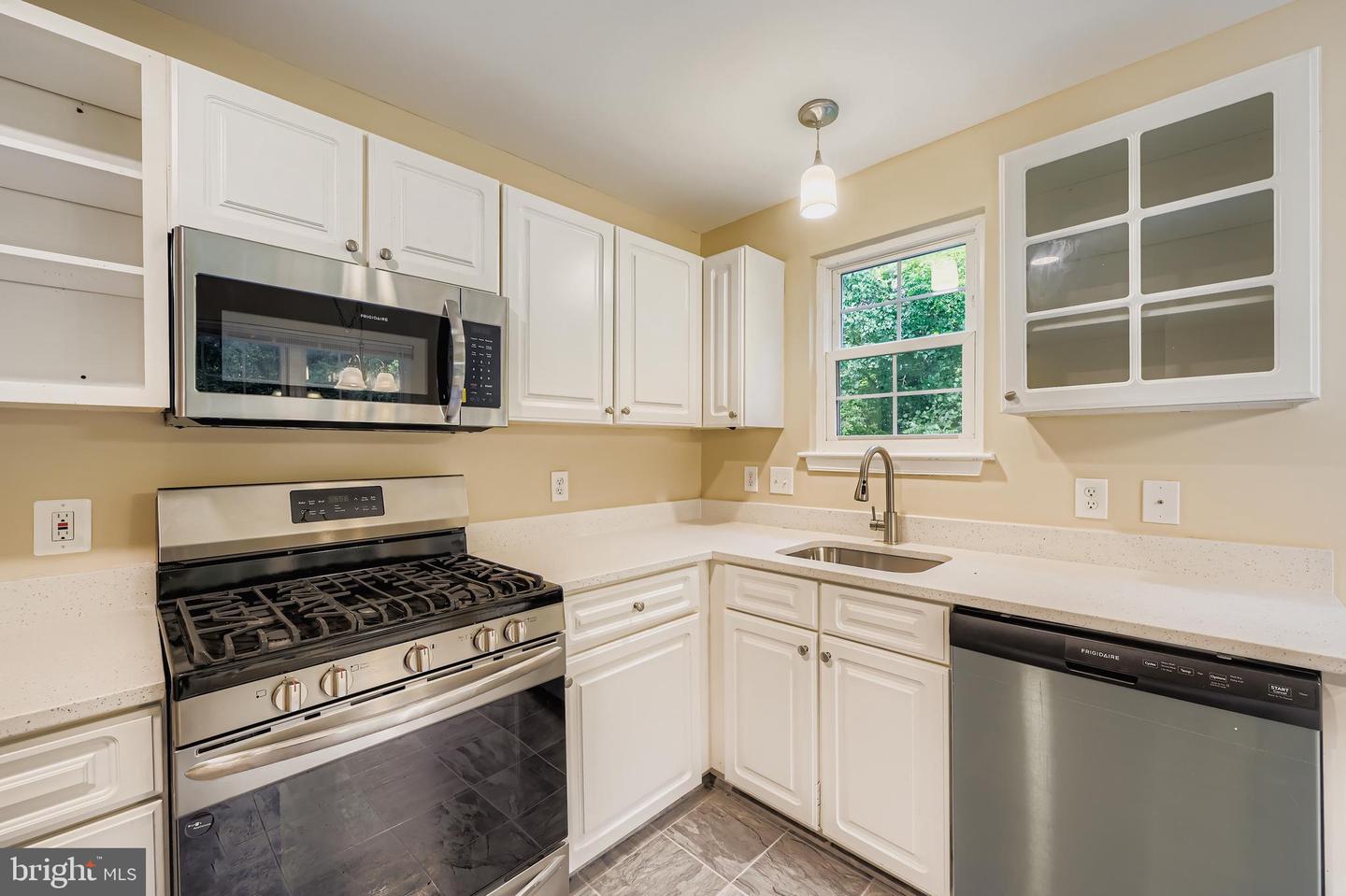 309-g Tall Pines Ct #7 Property Photo 10