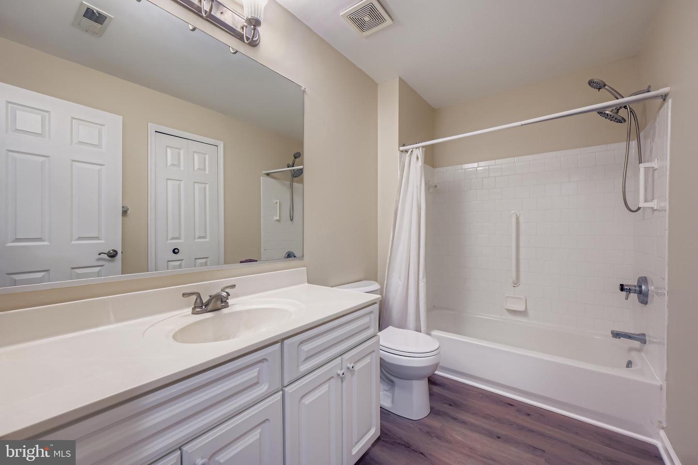 309-g Tall Pines Ct #7 Property Photo 21