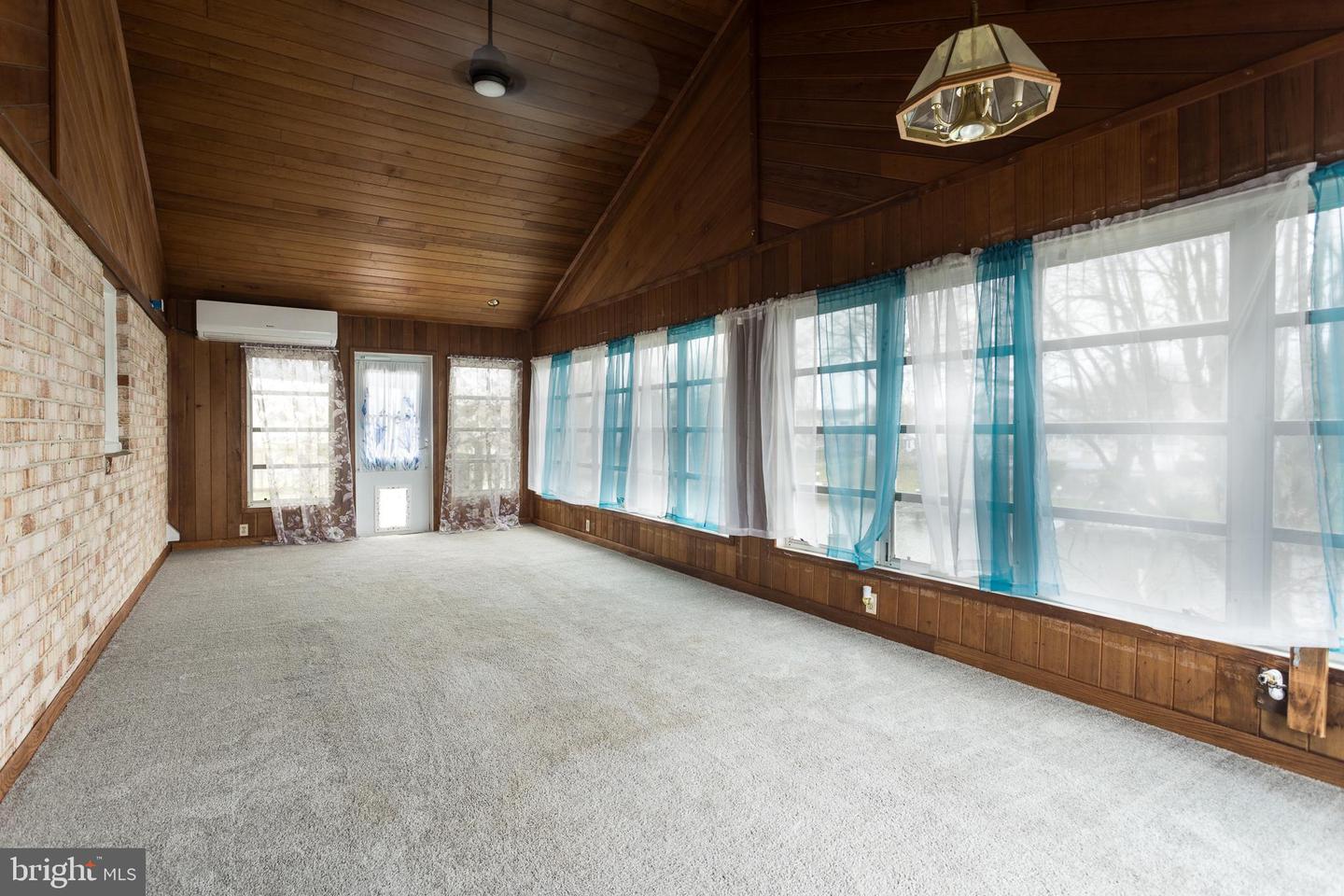 112 Shell Cove Ct Property Photo 11