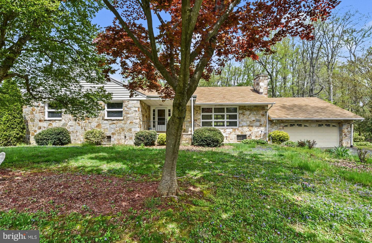 3418 Walnut Rd Property Photo 2