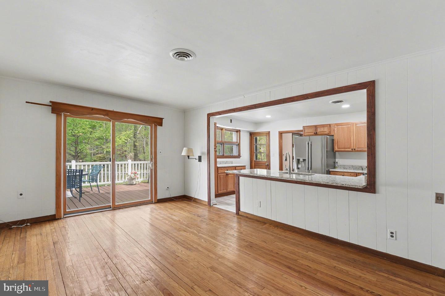 3418 Walnut Rd Property Photo 14