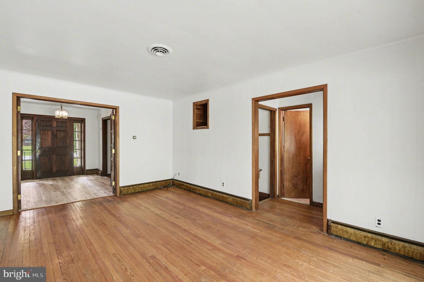 3418 Walnut Rd Property Photo 15