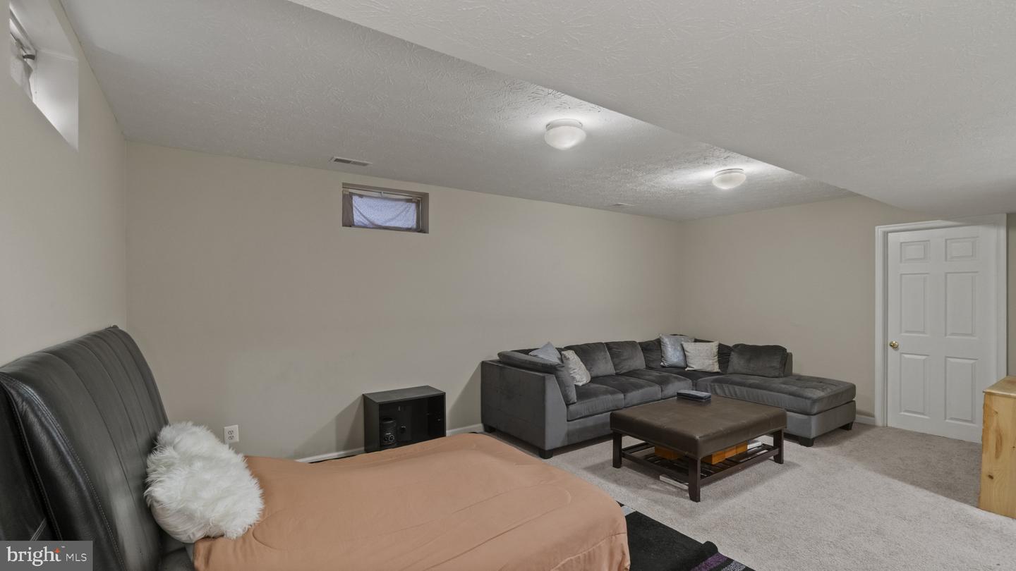 2818 Profitt Path Property Photo 9