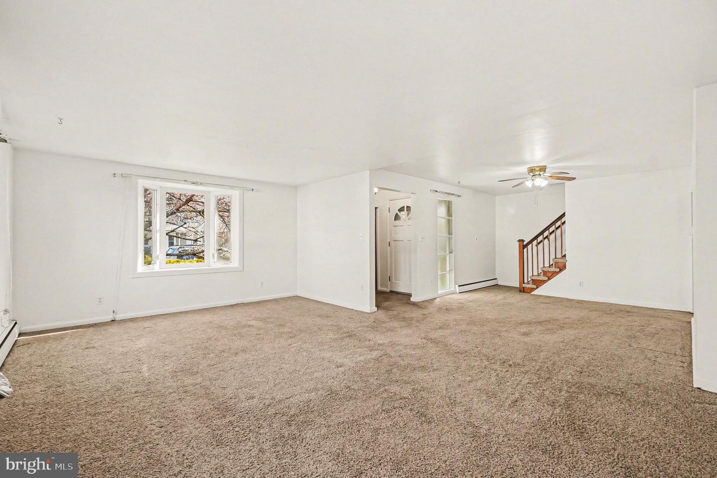 801 Lafayette St Property Photo 7
