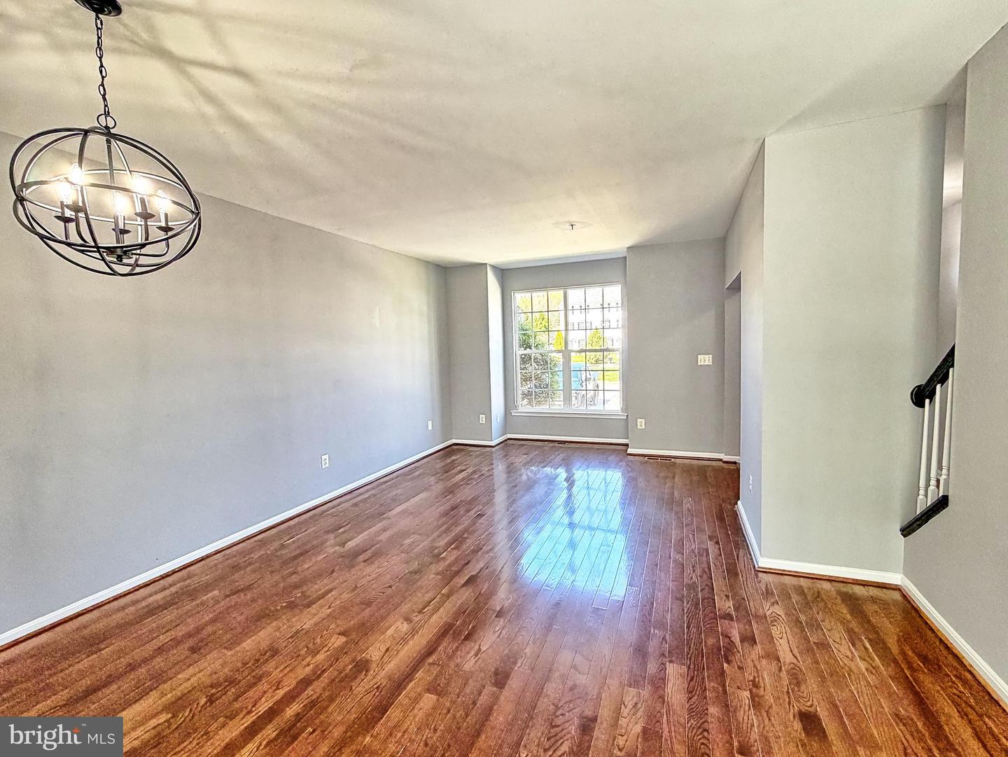 1816 Graymount Way Property Photo 3