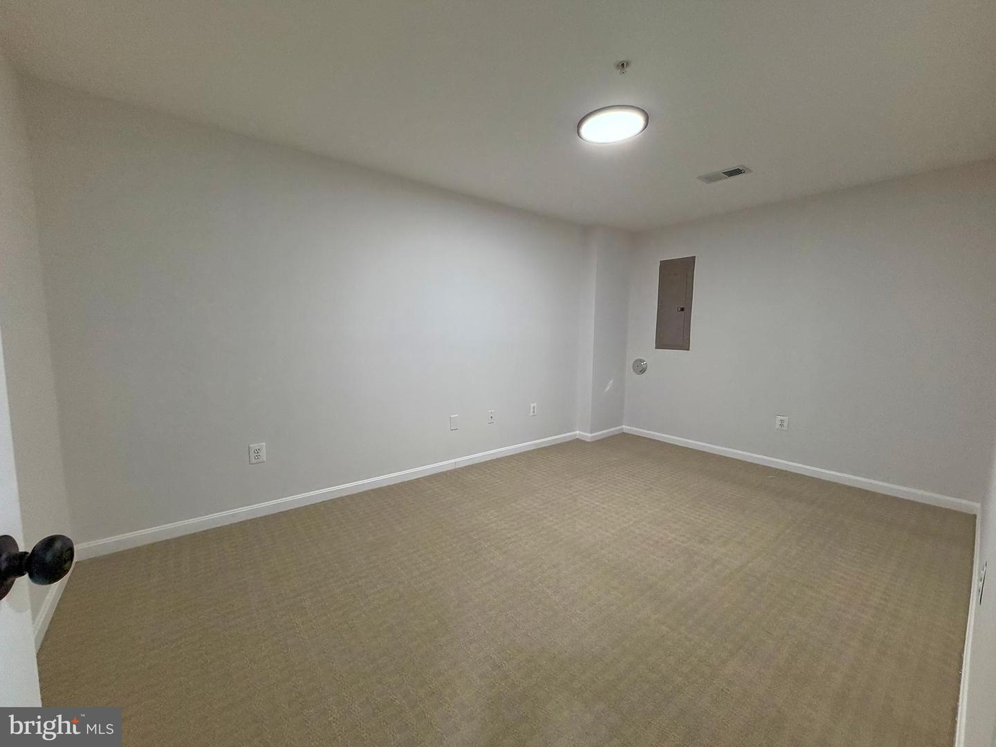 1816 Graymount Way Property Photo 21