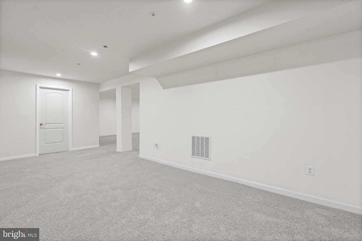539 Potomac Rd Property Photo 51