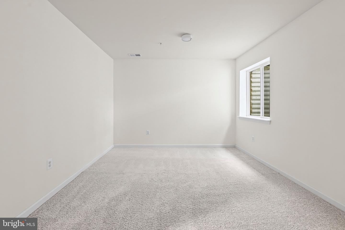 539 Potomac Rd Property Photo 54