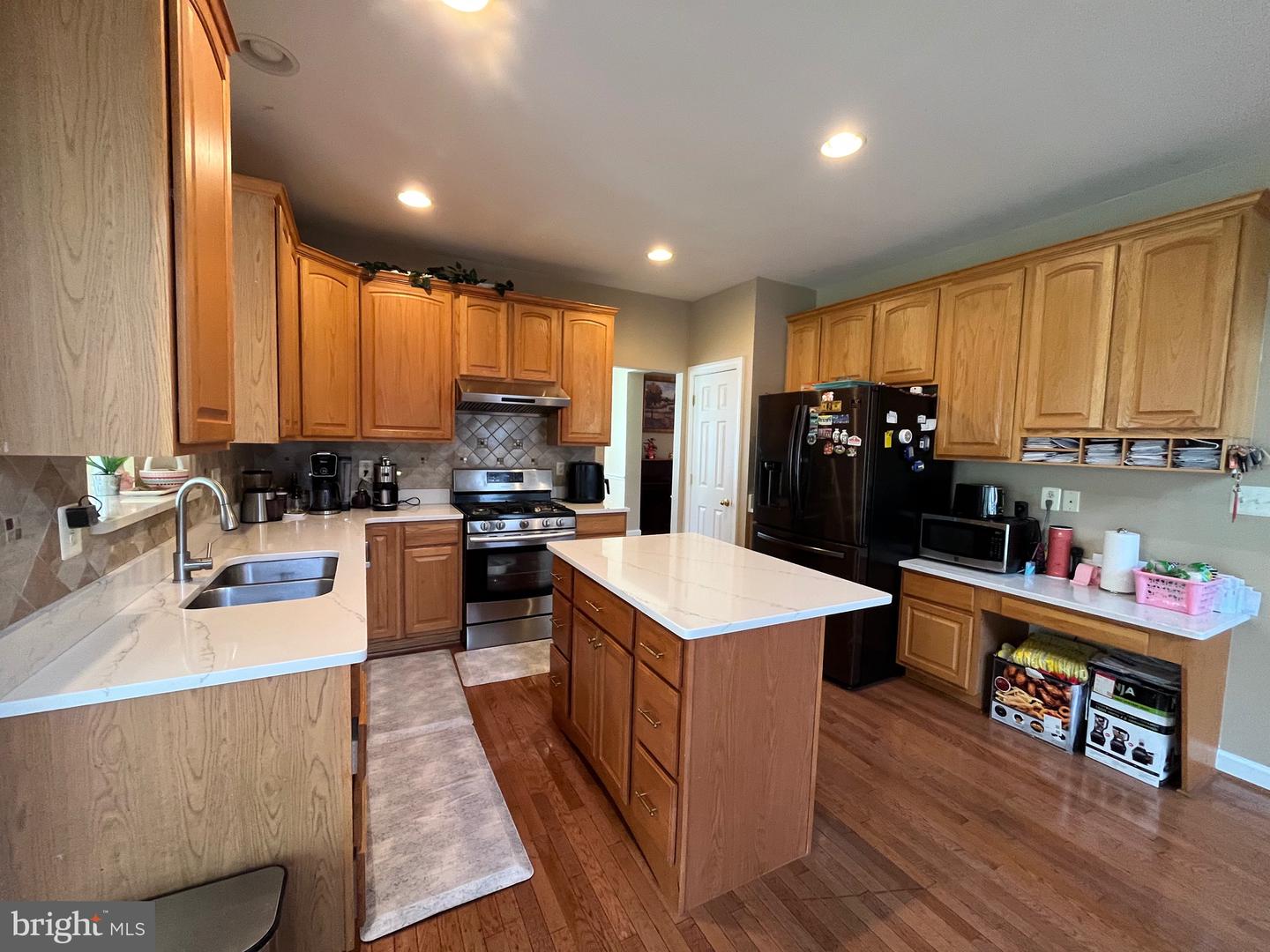 2934 Airdrie Ave Property Photo 11