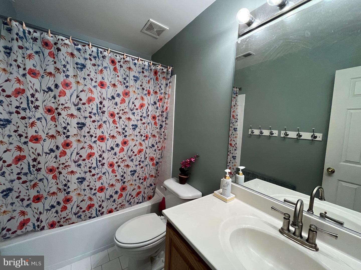 2934 Airdrie Ave Property Photo 32