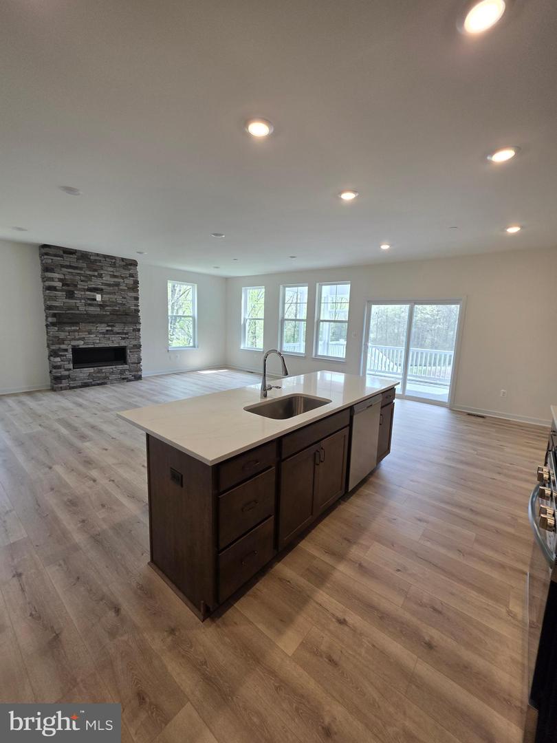3645 Dexter Ct #154 Property Photo 1
