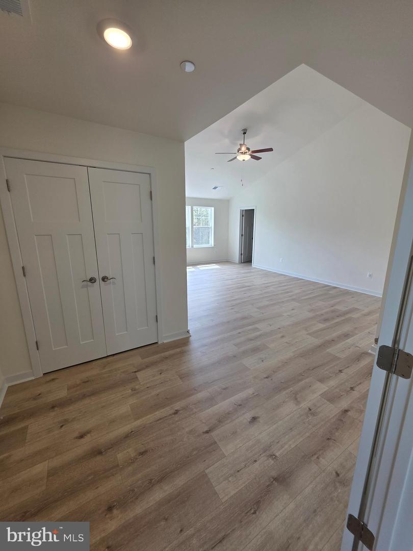 3645 Dexter Ct #154 Property Photo 16