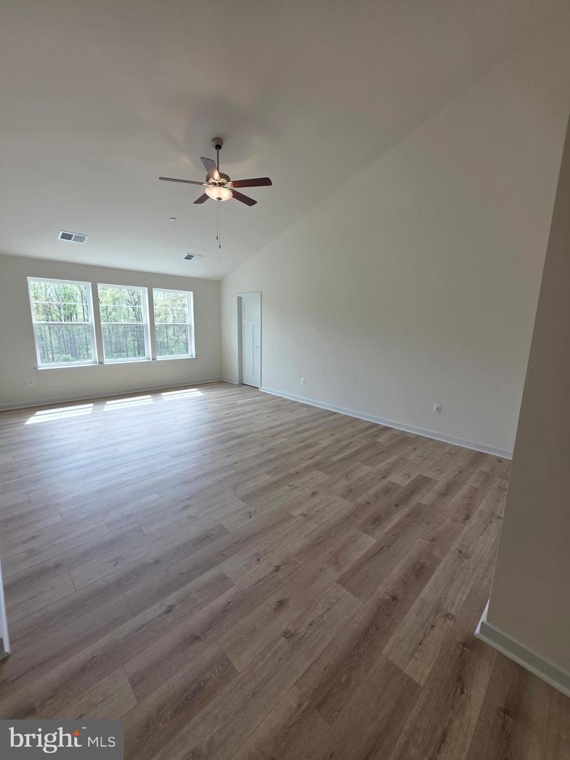 3645 Dexter Ct #154 Property Photo 17