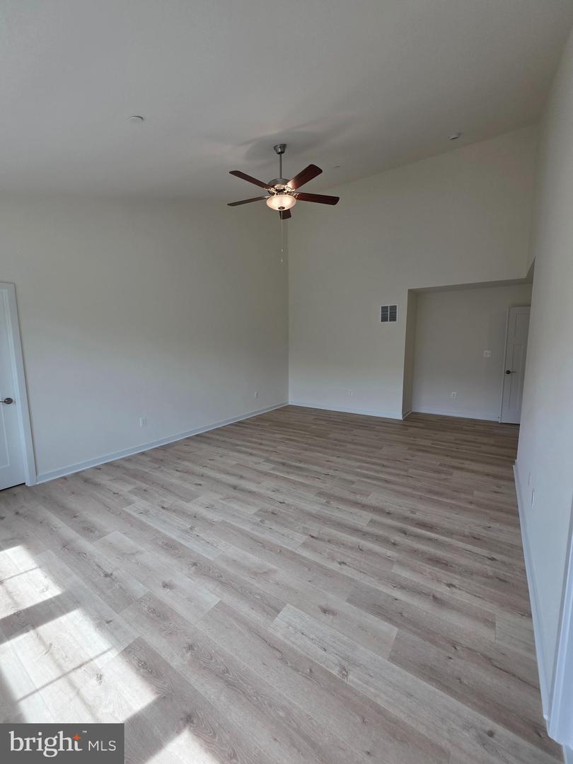 3645 Dexter Ct #154 Property Photo 19