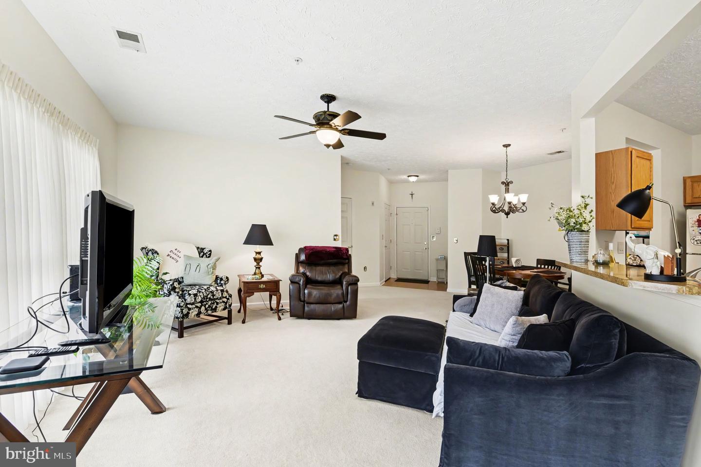111-f Sunshine Ct #f Property Photo 1