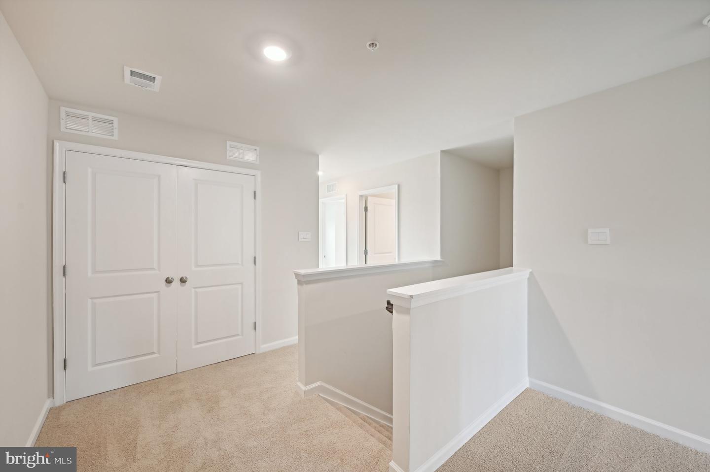 711 Managrass Dr Property Photo 17