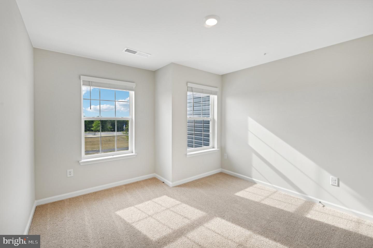 711 Managrass Dr Property Photo 21