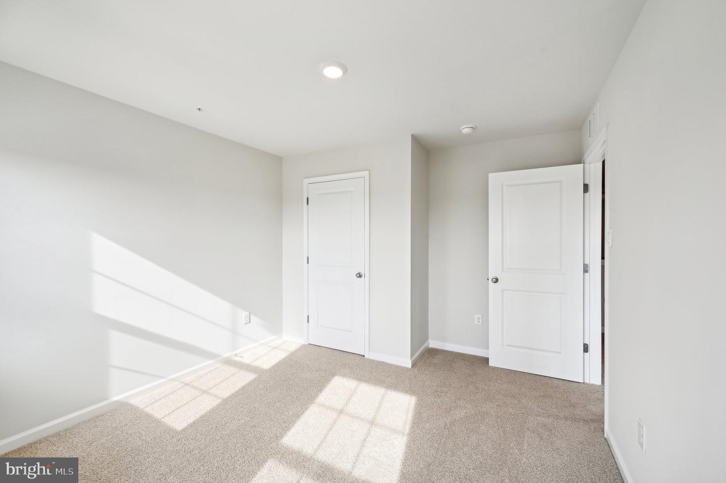 711 Managrass Dr Property Photo 23