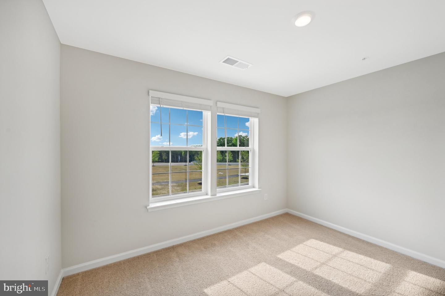 711 Managrass Dr Property Photo 25