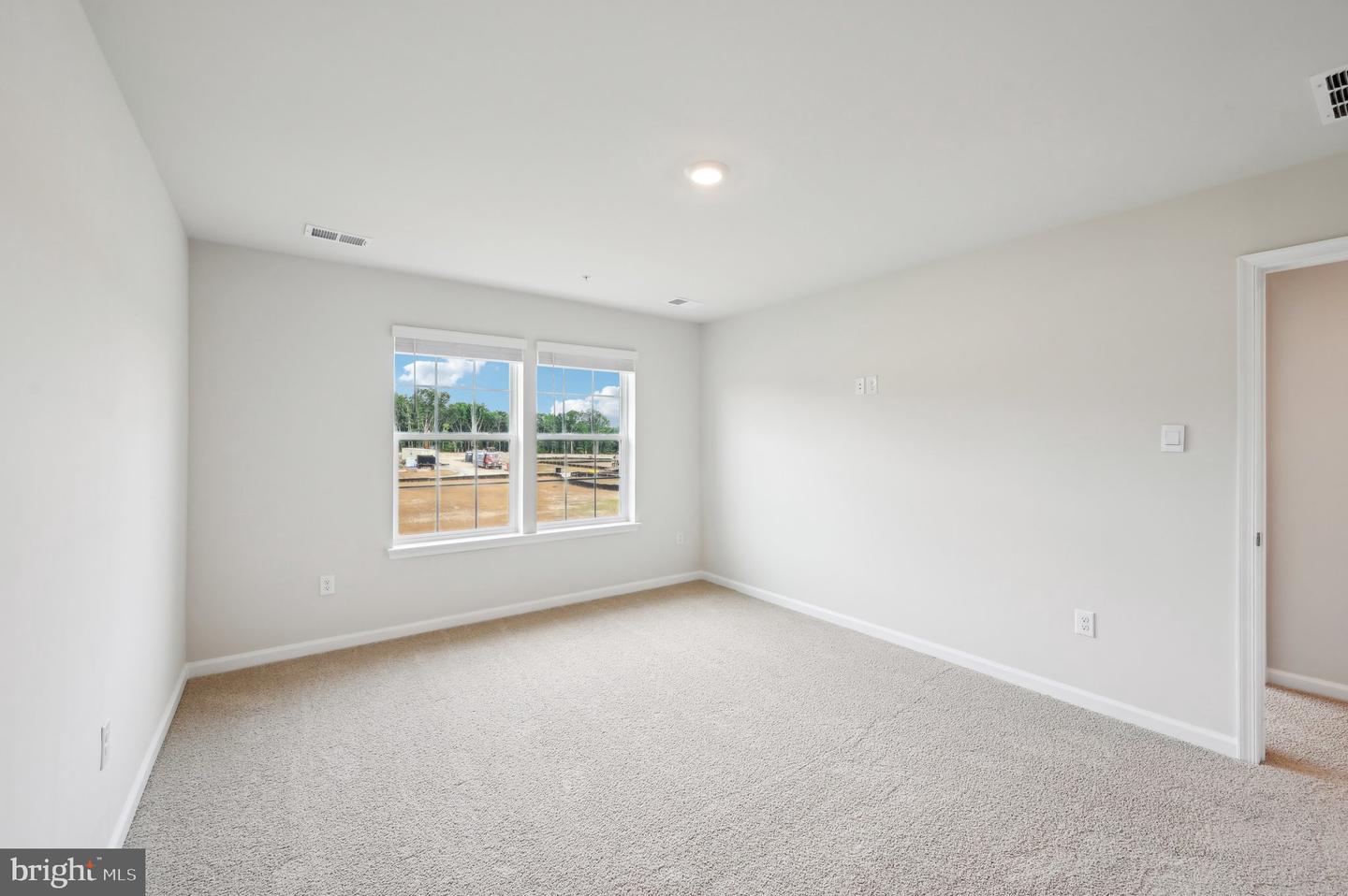 711 Managrass Dr Property Photo 33