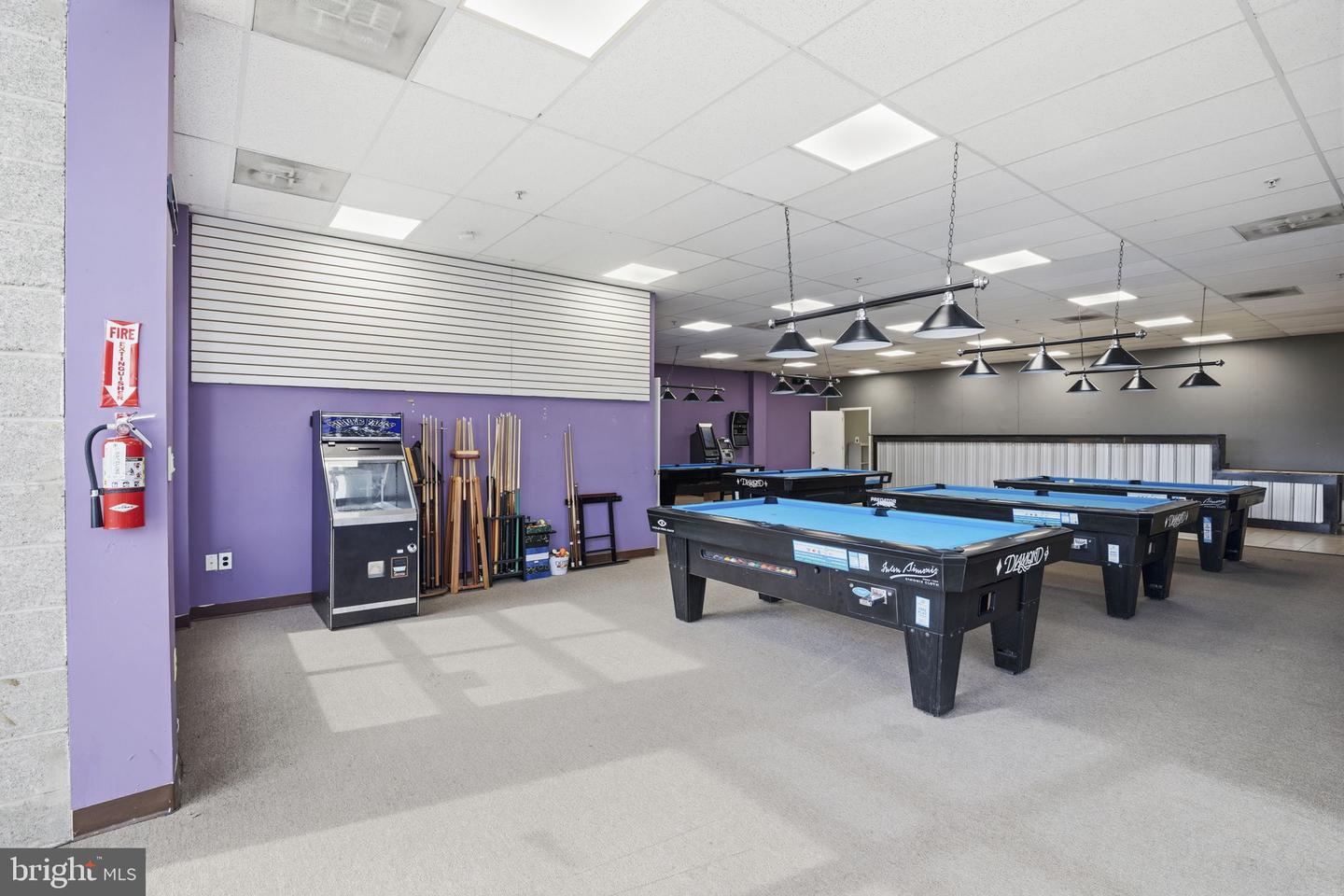 690 S Philadelphia Blvd #100 Property Photo 2