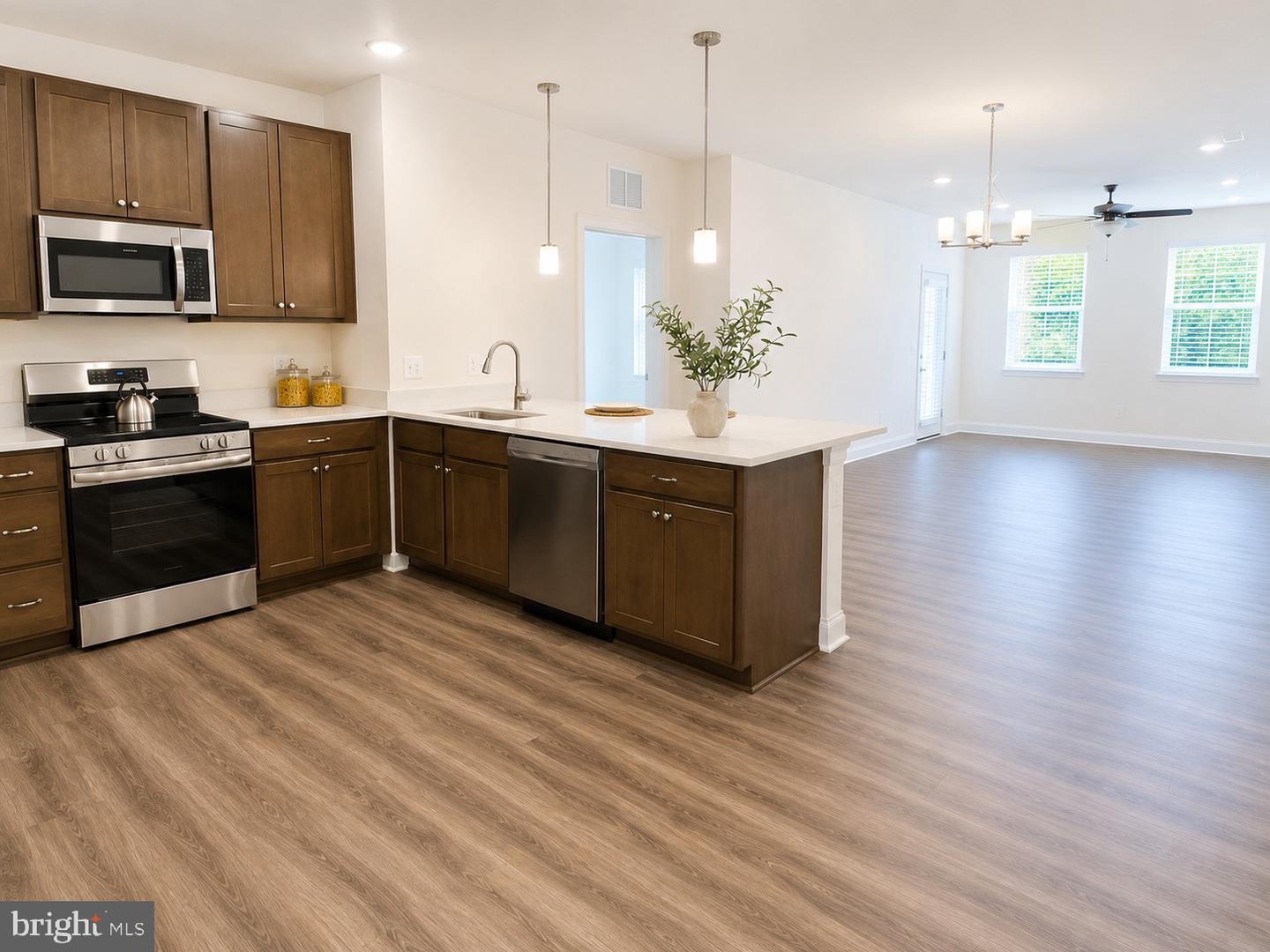 406 Bold Ruler Ct #303 Property Photo 1