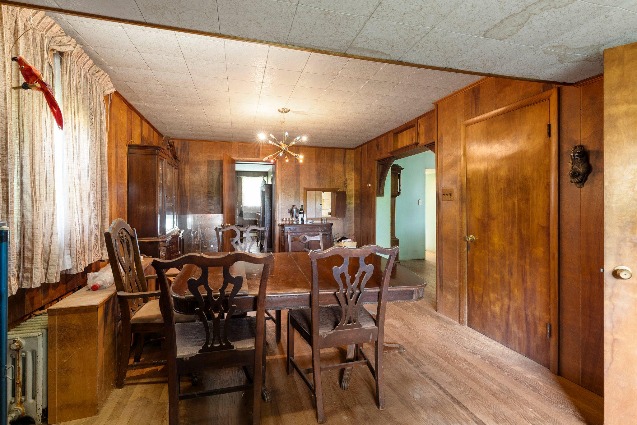 3335 Charles St Property Photo 15