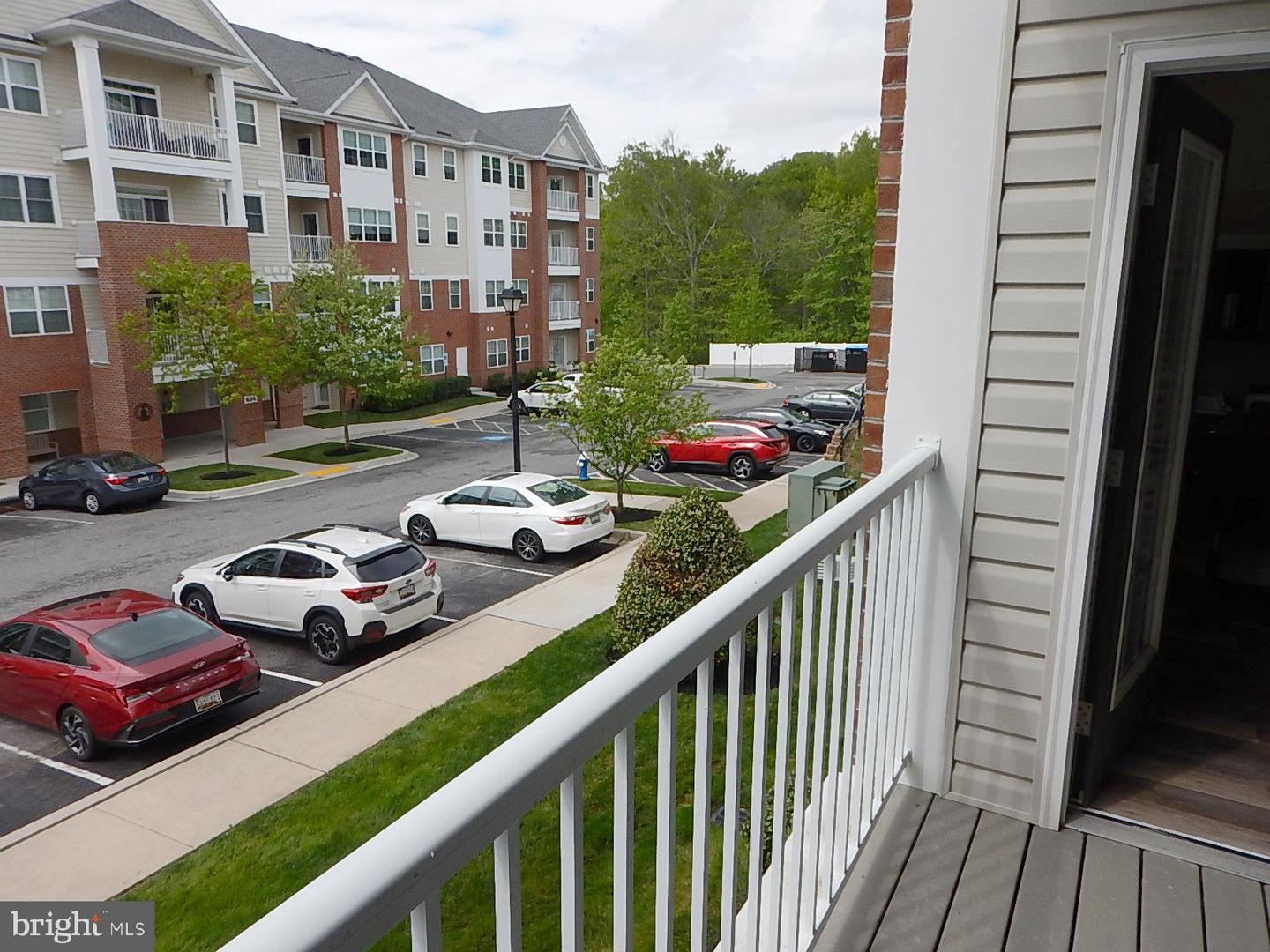 633 Wallingford Rd #201 Property Photo 27