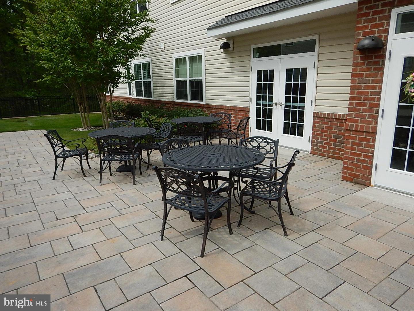 633 Wallingford Rd #201 Property Photo 29