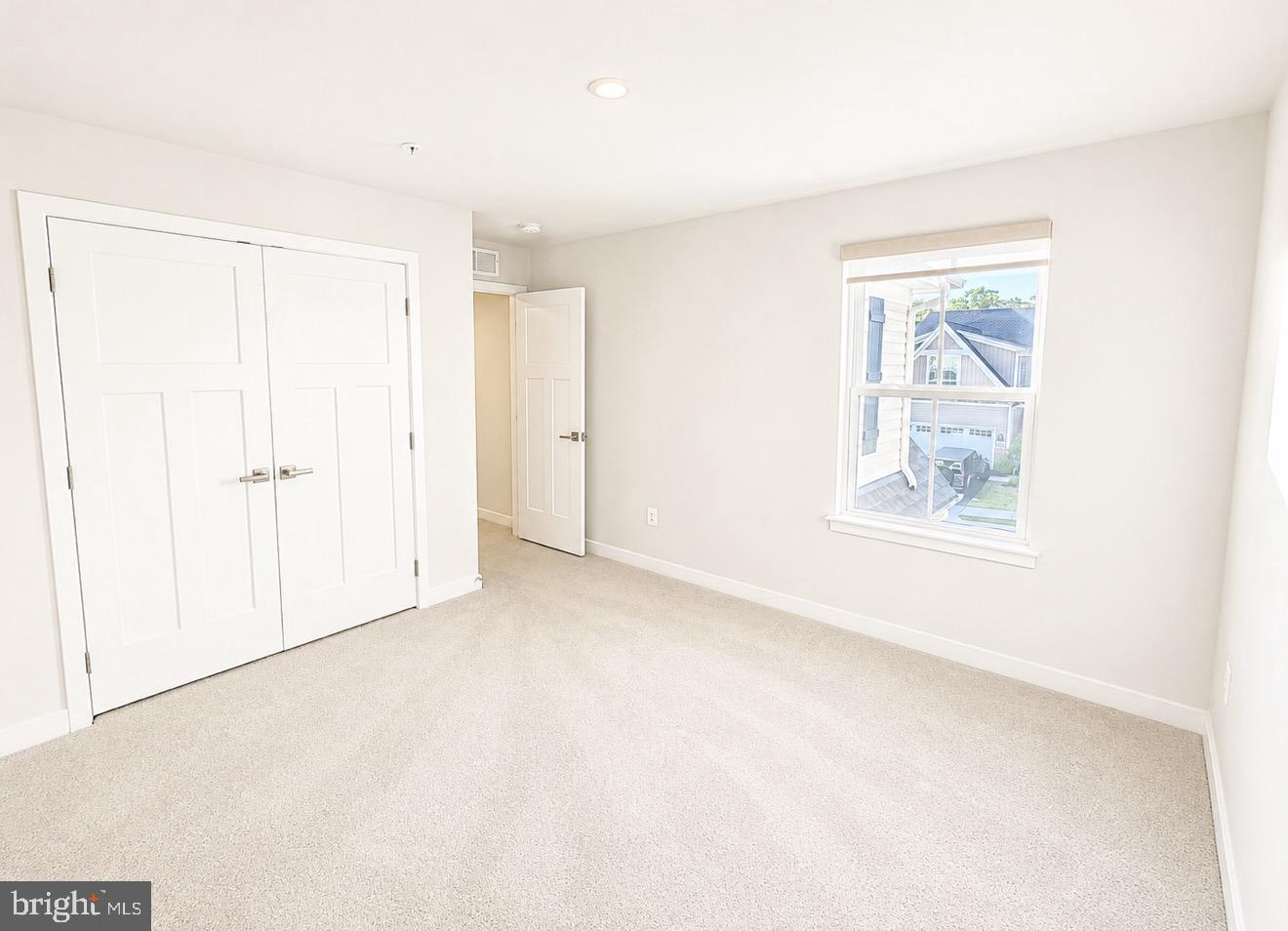 2428 Steamboat Way Property Photo 23