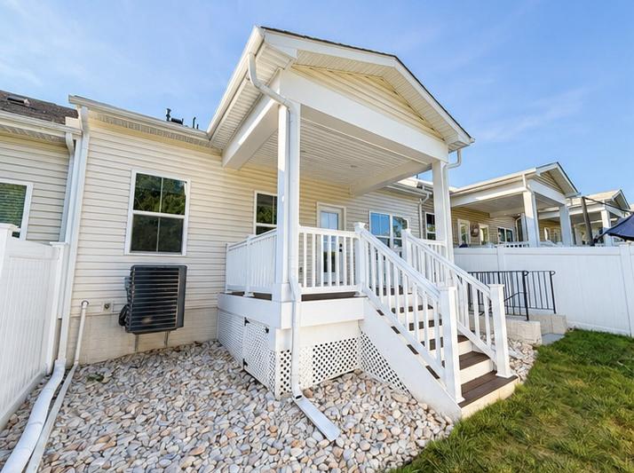 2428 Steamboat Way Property Photo 38