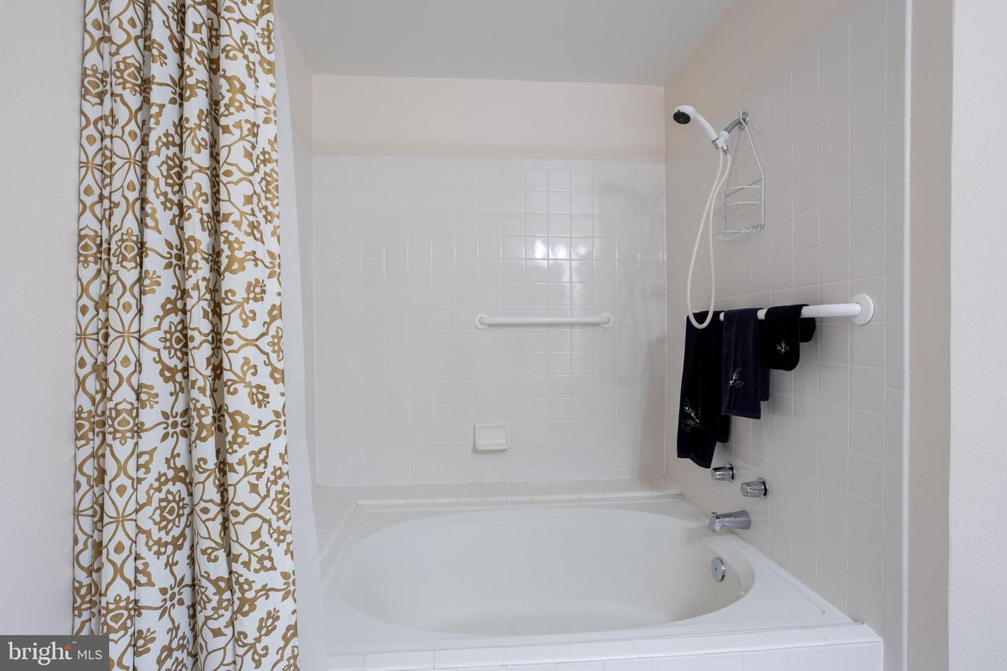 606-c Churchill Rd #606c Property Photo 10