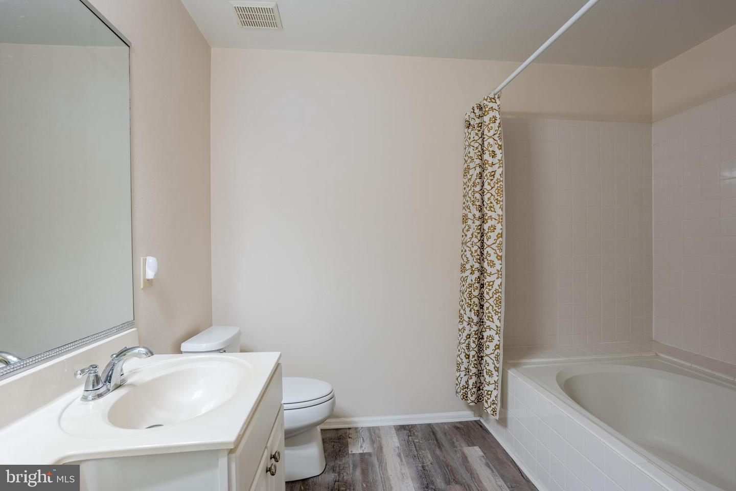 606-c Churchill Rd #606c Property Photo 12