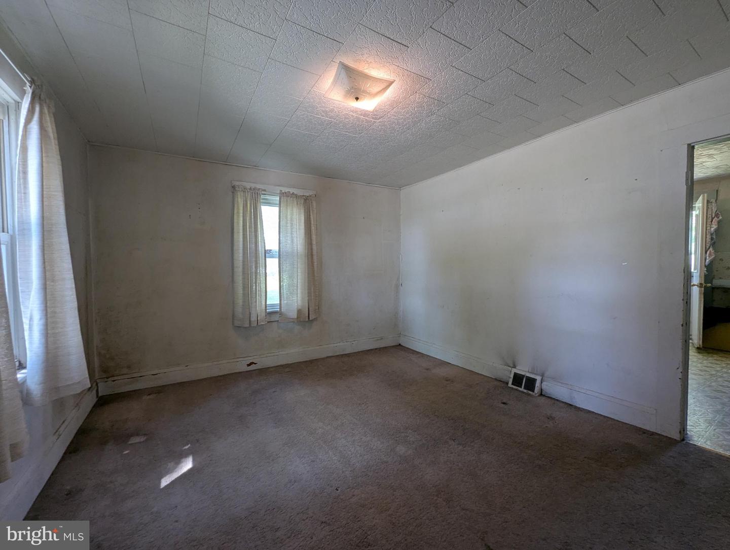 2215 Ady Rd Property Photo 17
