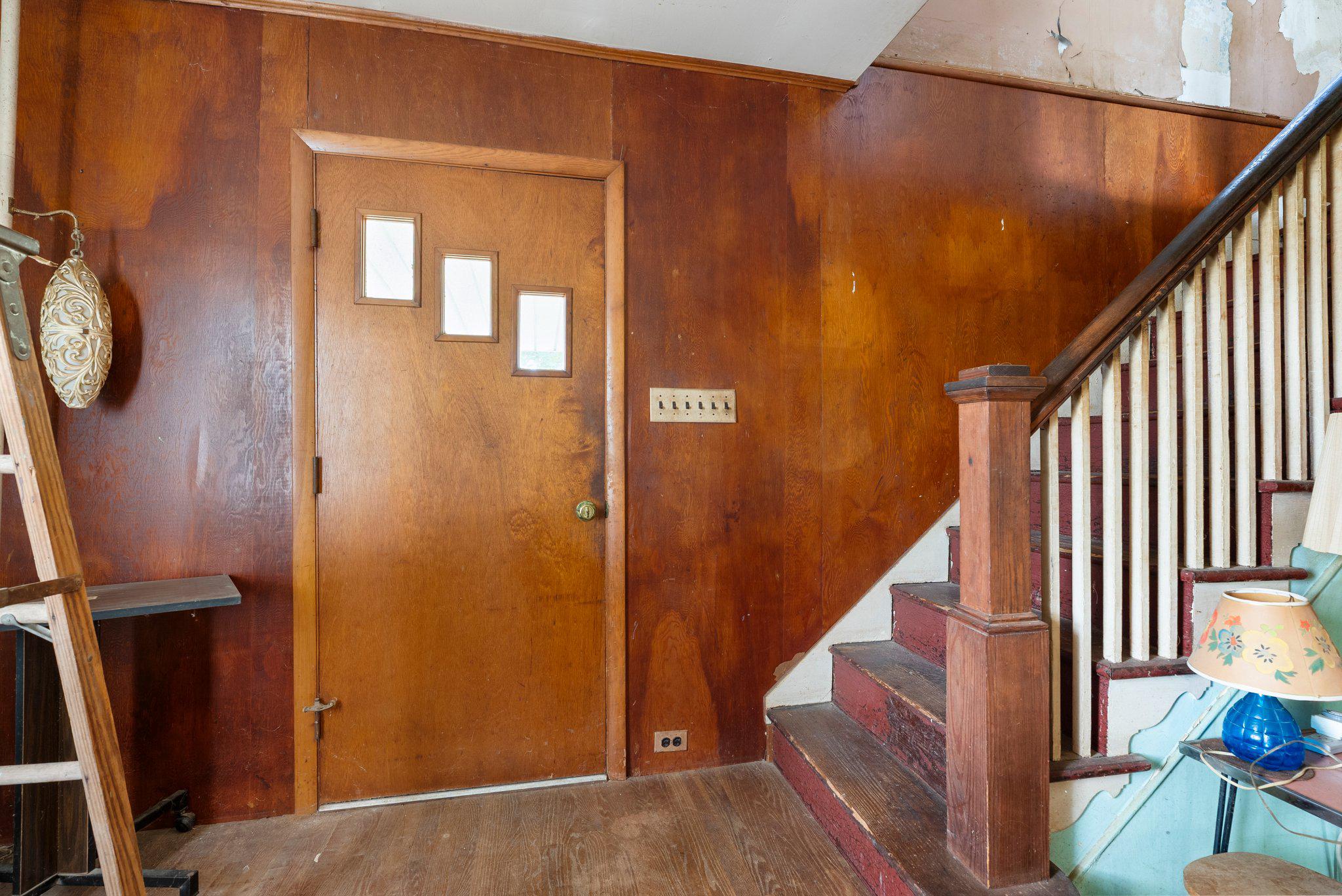 3335 Charles St Property Photo 11