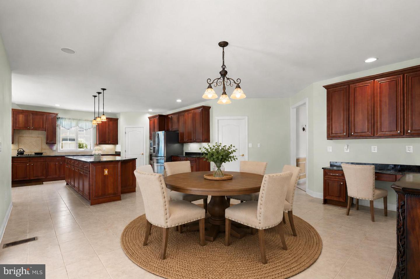 1601 Rushing Stream Ct Property Photo 27
