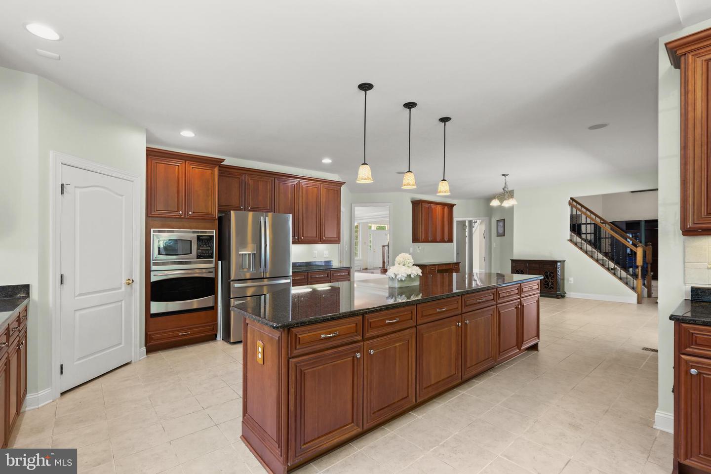 1601 Rushing Stream Ct Property Photo 32