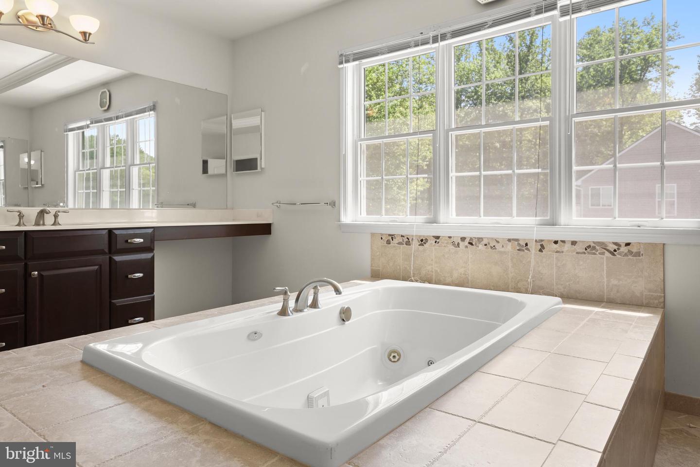 1601 Rushing Stream Ct Property Photo 43