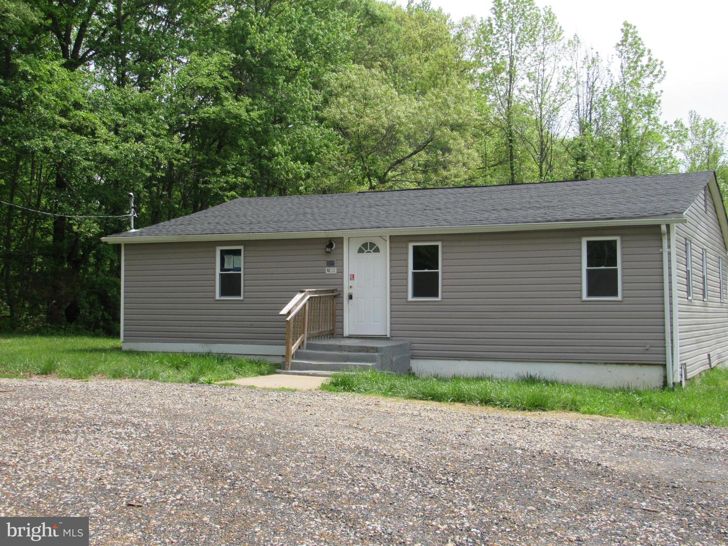 1533 Mitchell Ln Property Photo 1