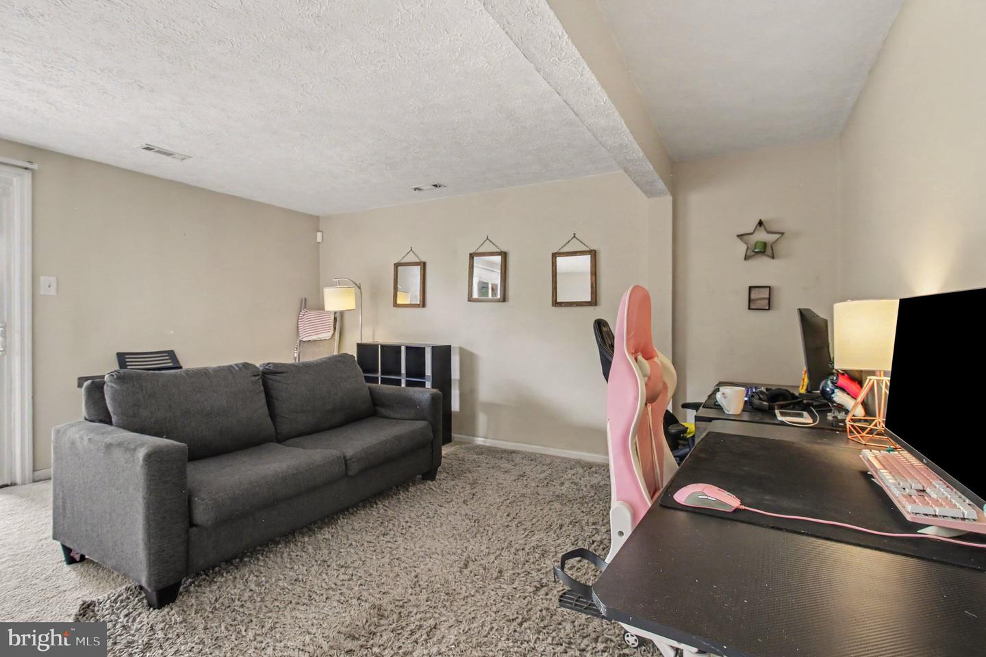351 Delmar Ct Property Photo 8