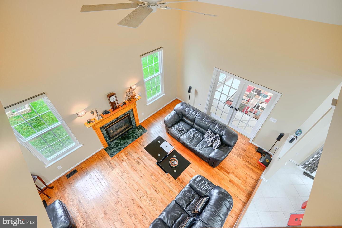 704 Greenglade Ct Property Photo 8