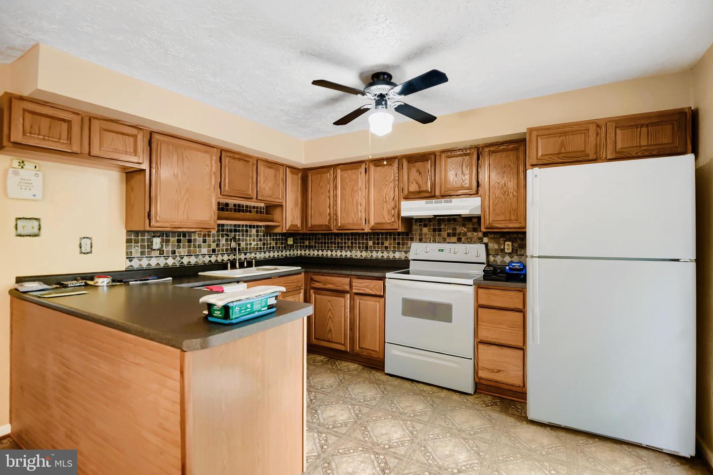 3234 Split Oak Ct Property Photo 4