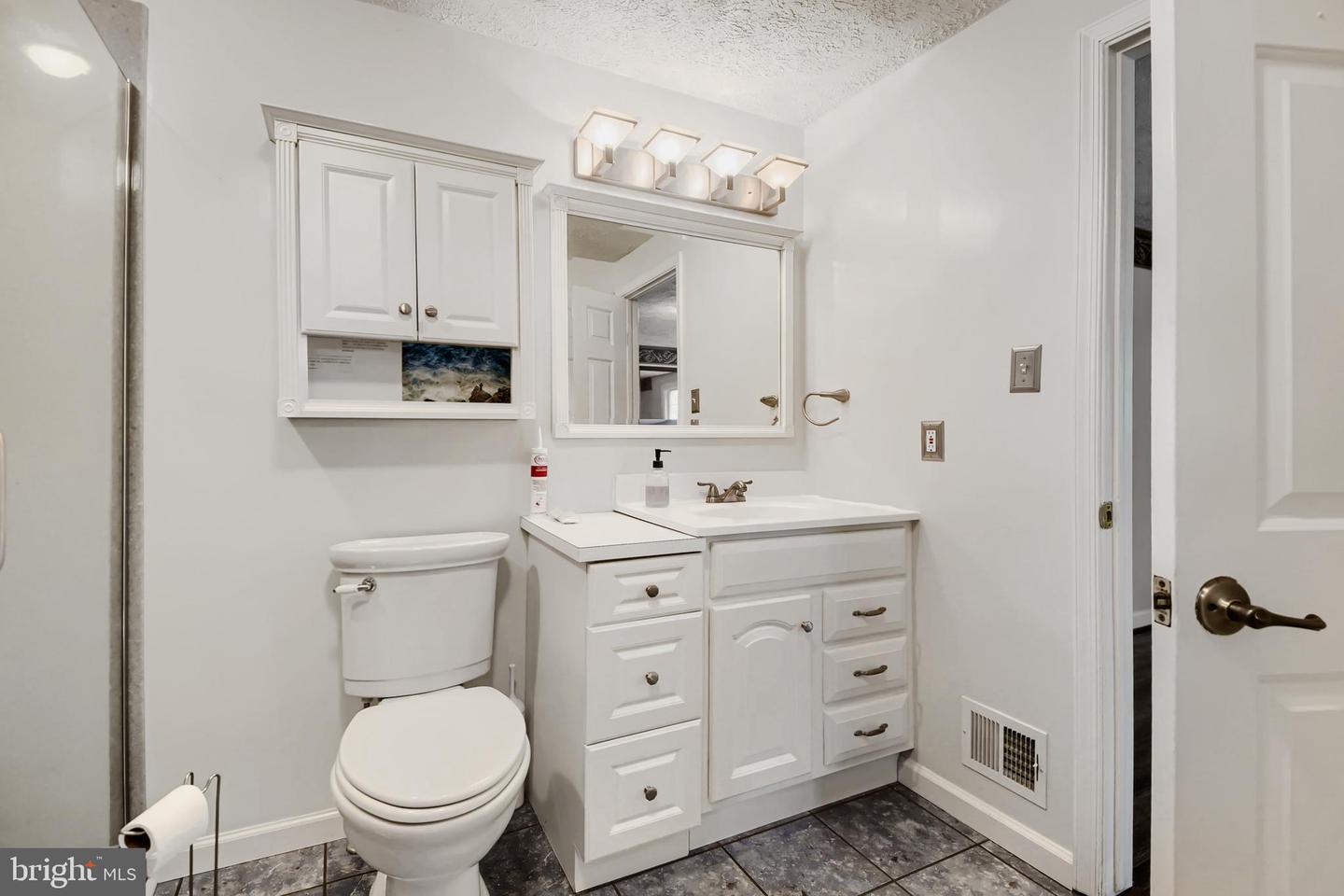 3234 Split Oak Ct Property Photo 11
