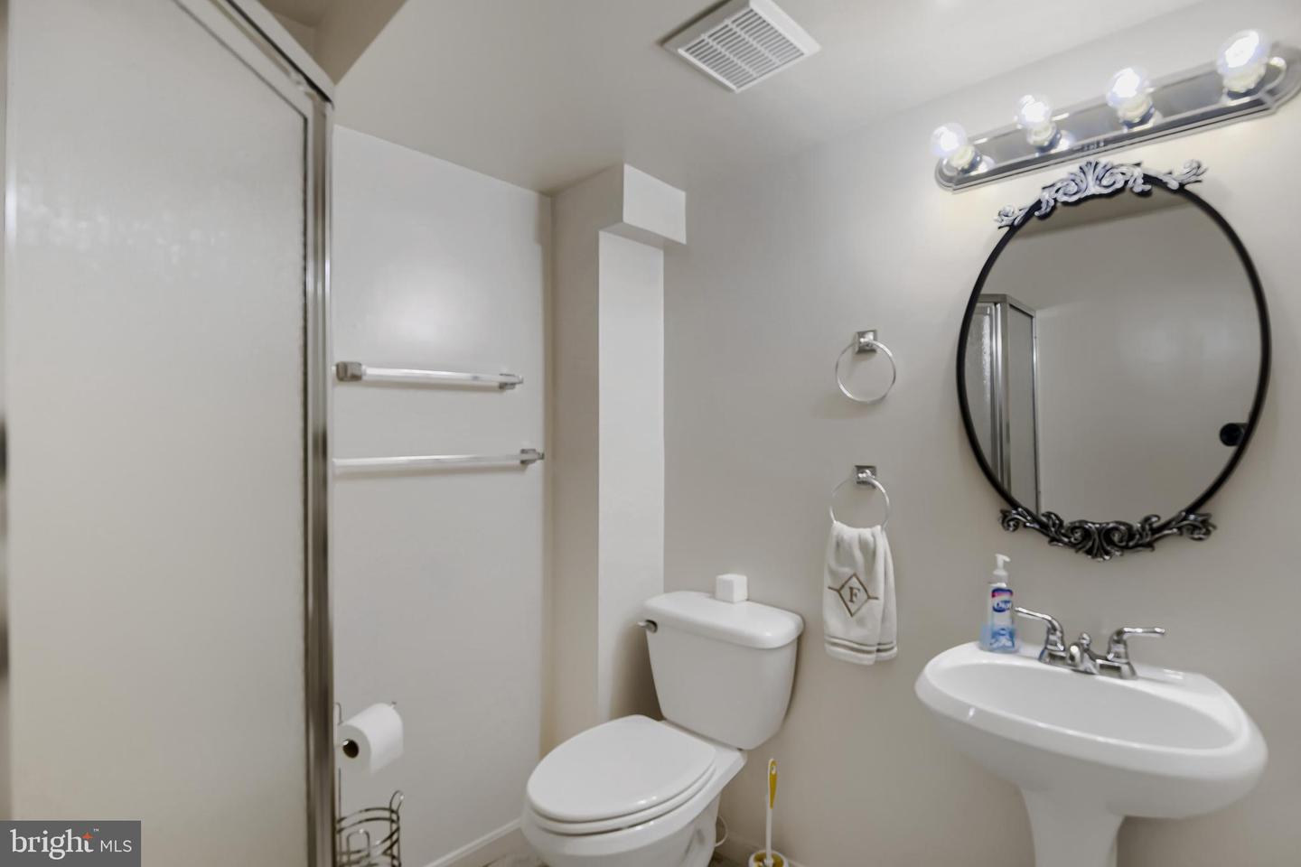 3234 Split Oak Ct Property Photo 16