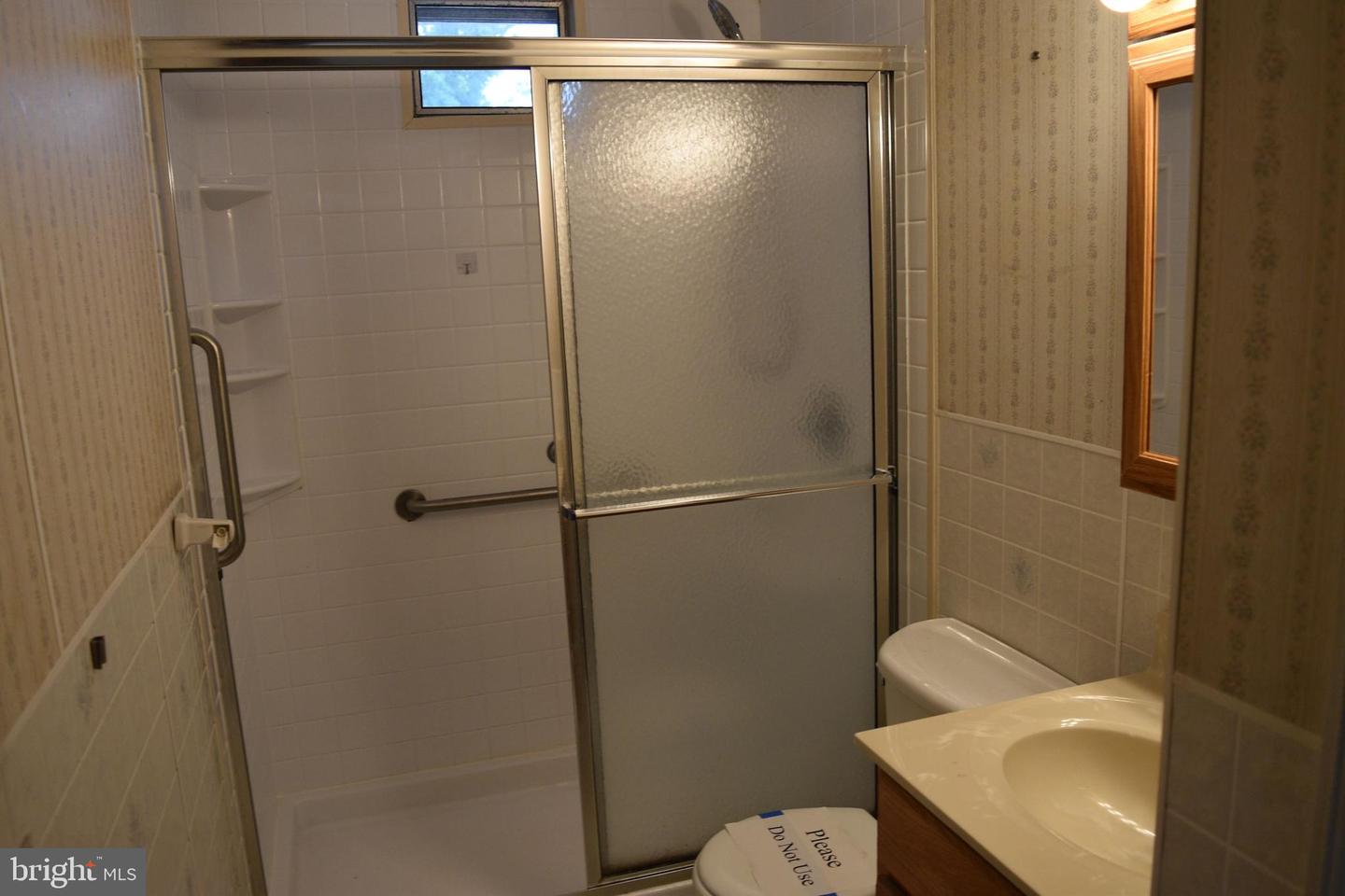 631 Webb St Property Photo 21