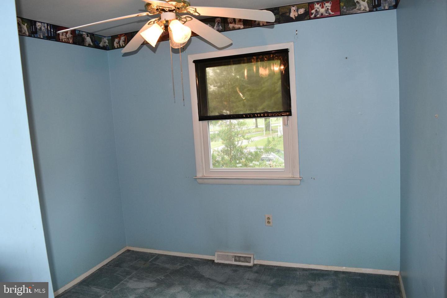 631 Webb St Property Photo 23