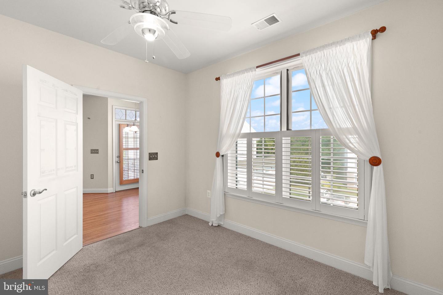 1818 Selvin Dr #301 Property Photo 14