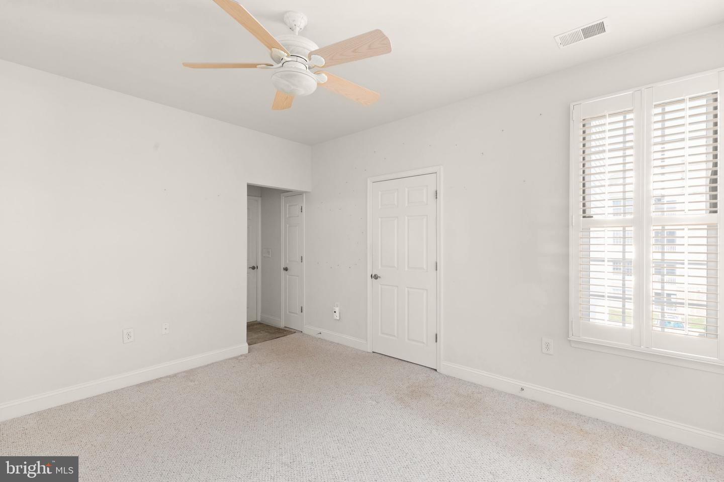 1818 Selvin Dr #301 Property Photo 17