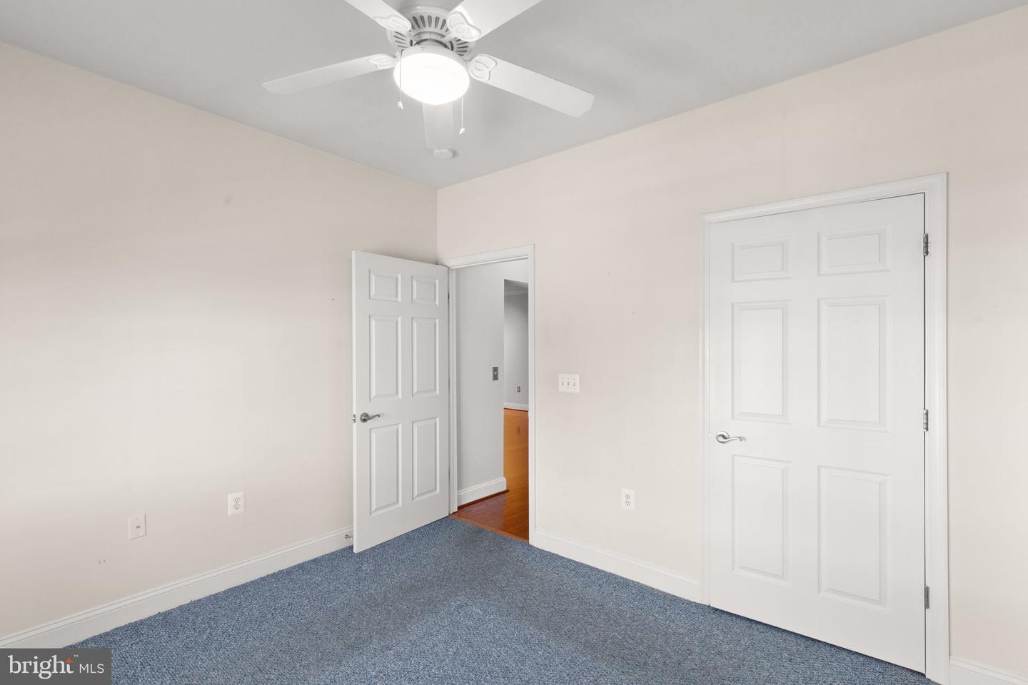 1818 Selvin Dr #301 Property Photo 23