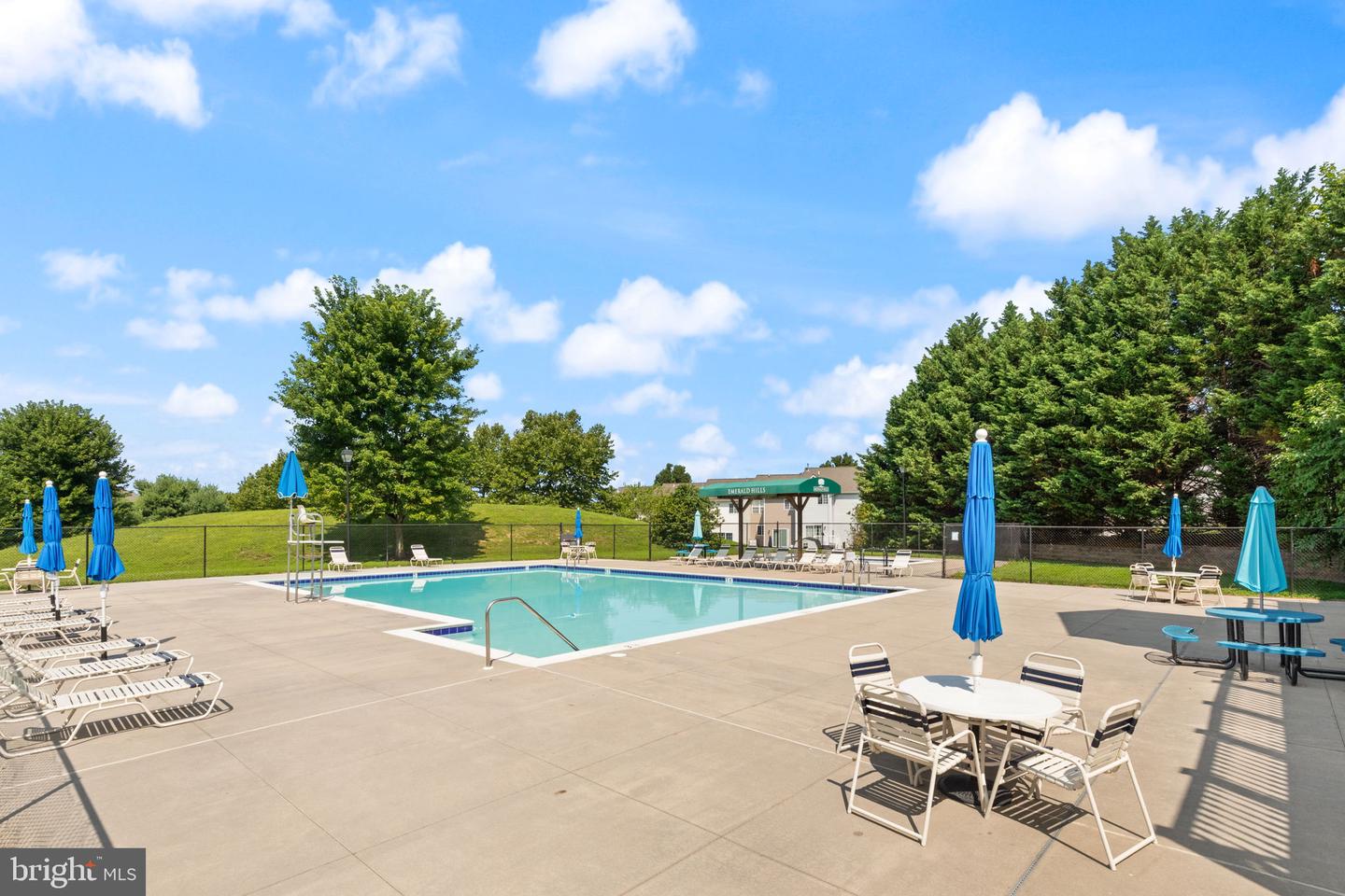 1818 Selvin Dr #301 Property Photo 32